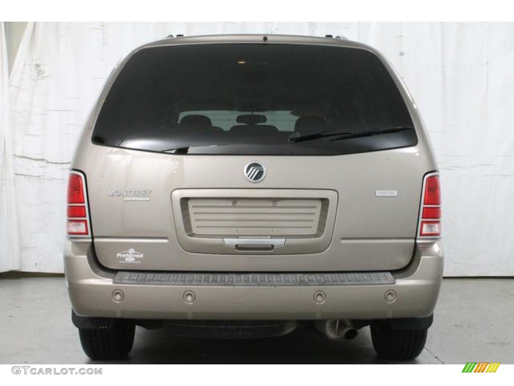 2004 Monterey Premier - Arizona Beige Metallic / Pebble photo #8