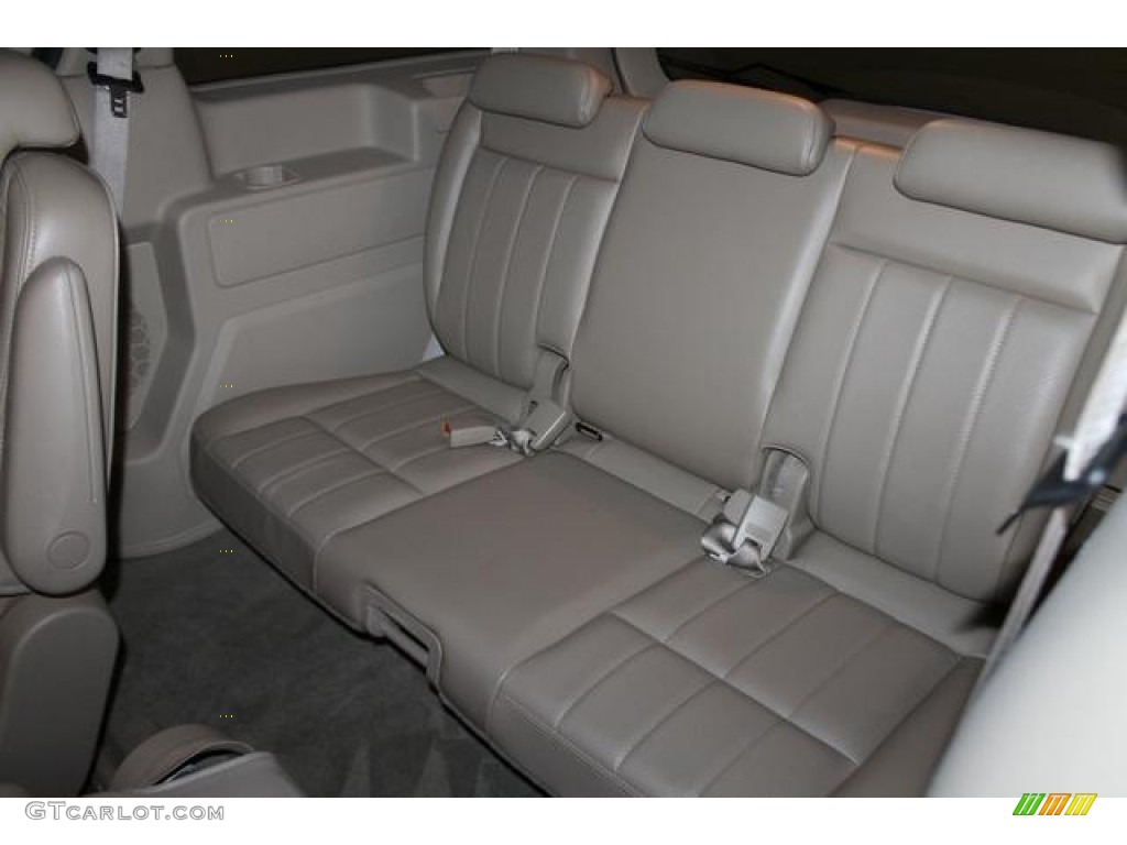 2004 Mercury Monterey Premier Rear Seat Photos
