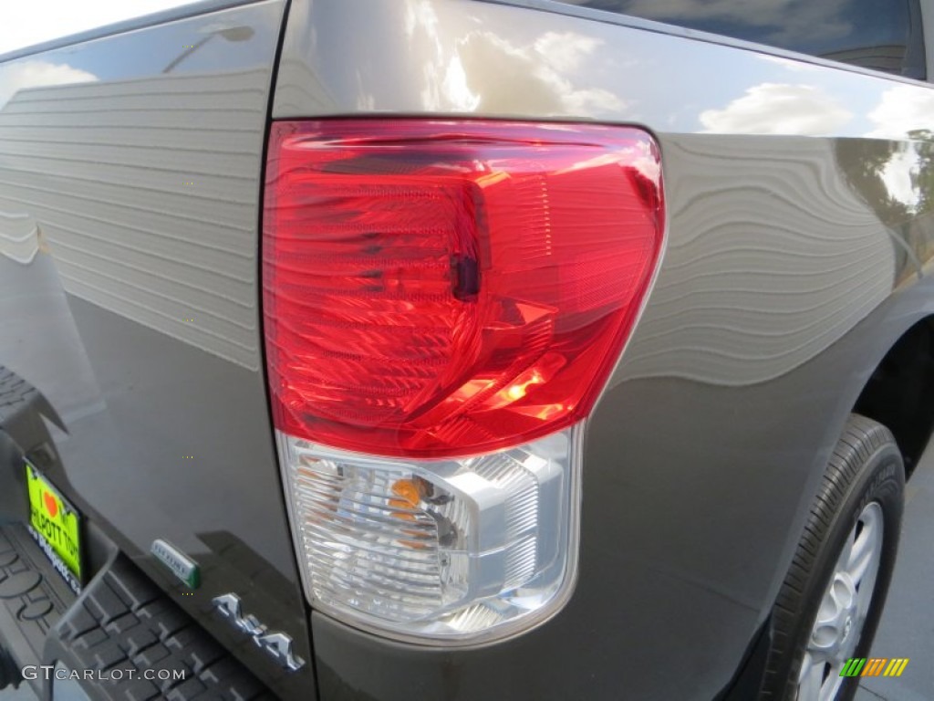 2010 Tundra CrewMax 4x4 - Pyrite Brown Mica / Sand Beige photo #15