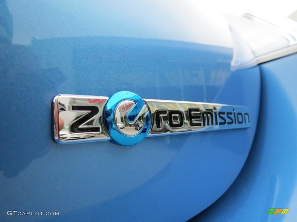 2013 Nissan LEAF S Marks and Logos Photo #84250532