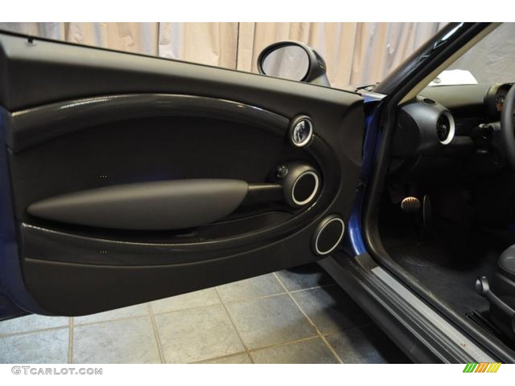 2013 Cooper S Hardtop - Lightning Blue Metallic / Carbon Black photo #22