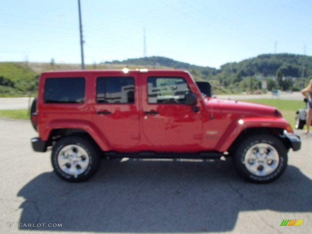 2013 Wrangler Unlimited Sahara 4x4 - Flame Red / Black photo #5