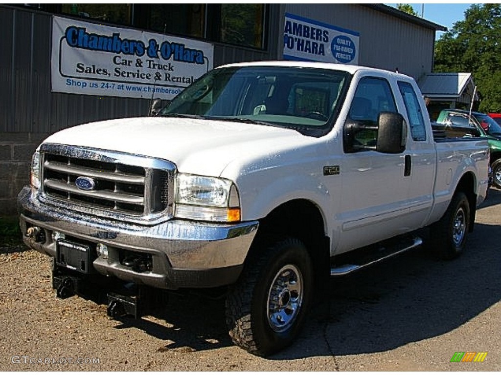 2003 F250 Super Duty XLT SuperCab 4x4 - Oxford White / Medium Flint Grey photo #1