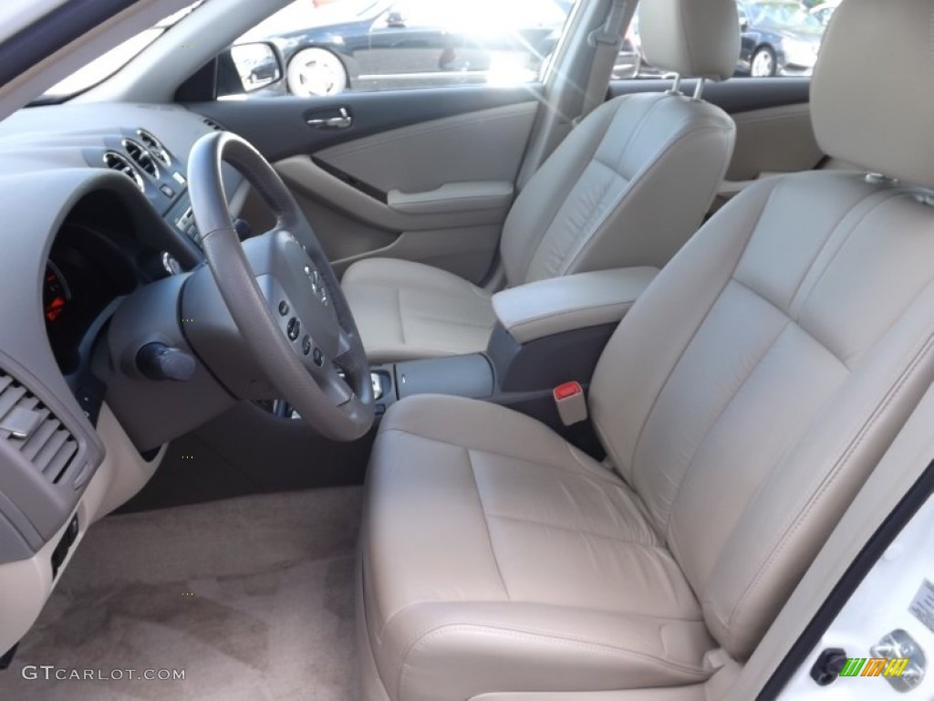 2011 Altima 3.5 SR - Winter Frost White / Blond photo #10