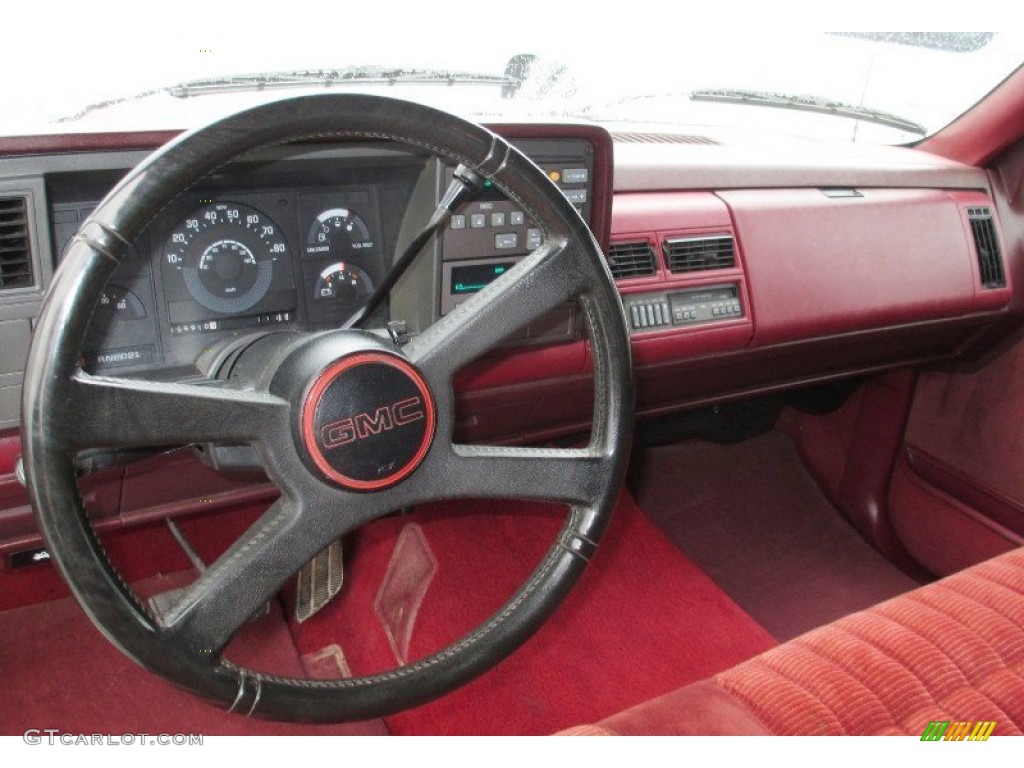 1991 GMC Sierra 1500 SLE Regular Cab Red Dashboard Photo #84266910