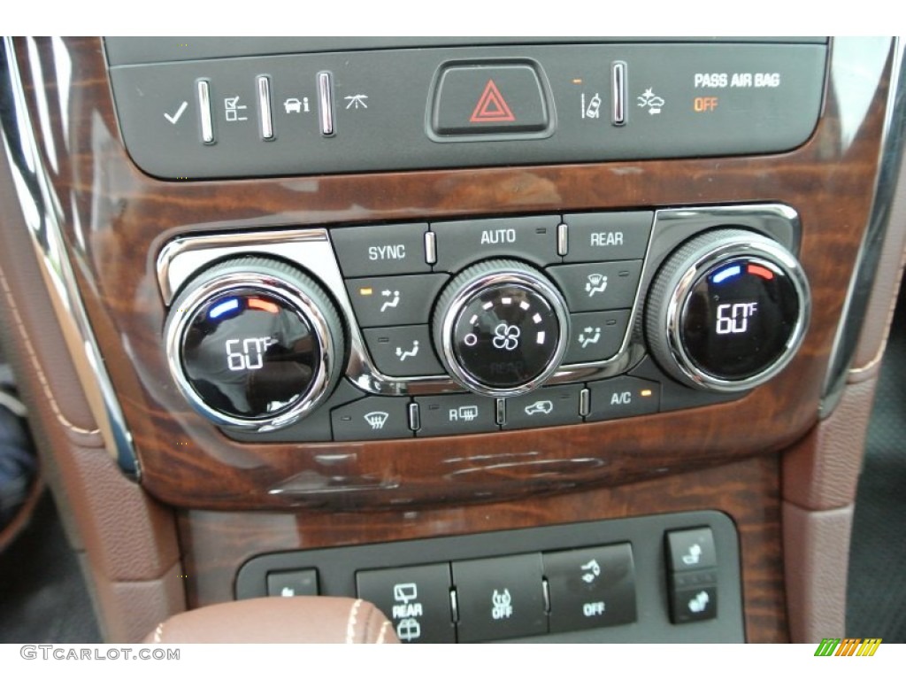 2014 Buick Enclave Leather AWD Controls Photo #84267351