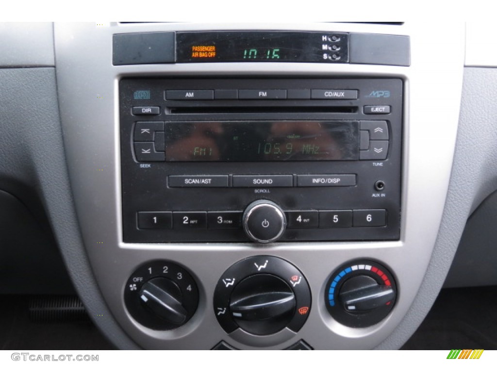 2008 Forenza  - Champagne Beige Metallic / Grey photo #3