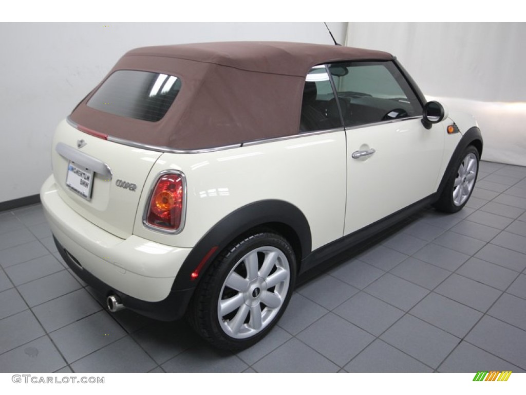 2009 Cooper Convertible - Pepper White / Hot Chocolate Leather/Cloth photo #12