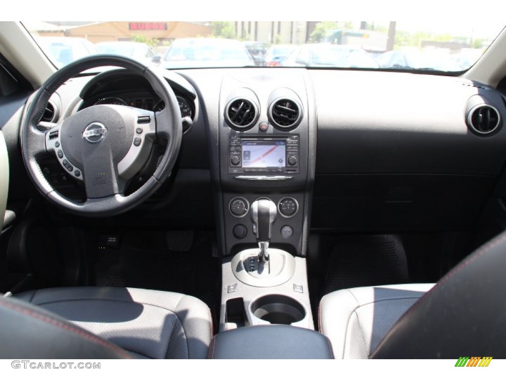 2011 Rogue SL AWD - Pearl White / Black photo #10