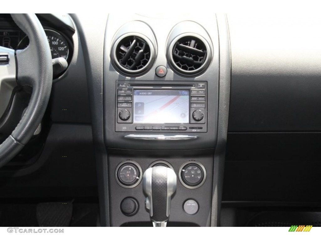 2011 Rogue SL AWD - Pearl White / Black photo #11