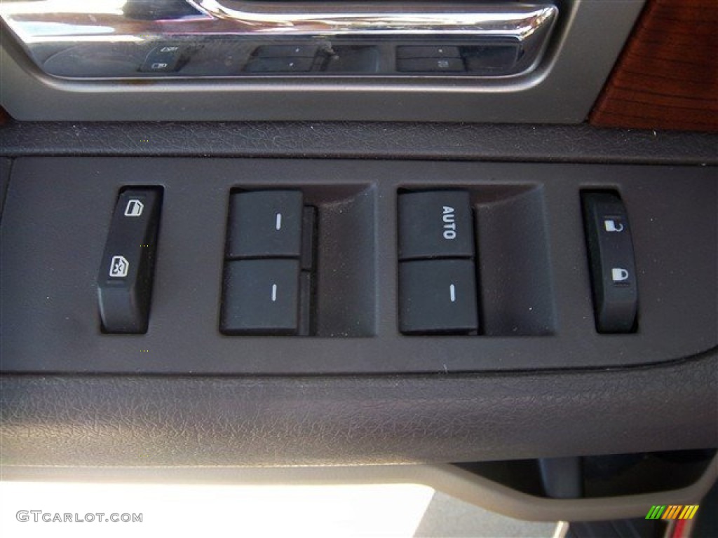 2010 F150 Lariat SuperCrew - Red Candy Metallic / Tan photo #18