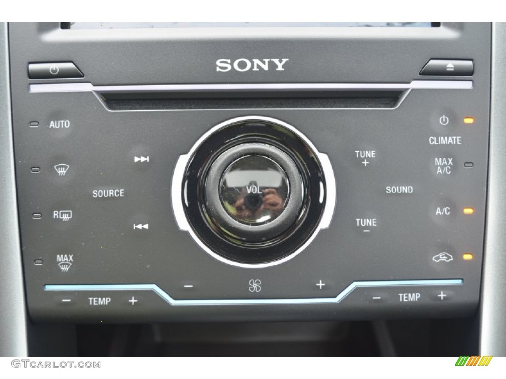2014 Ford Fusion Titanium Controls Photo #84284105