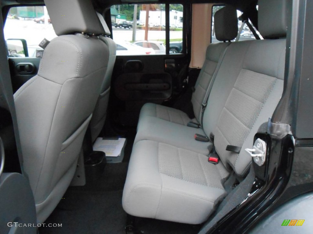 2009 Jeep Wrangler Unlimited Rubicon 4x4 Rear Seat Photos
