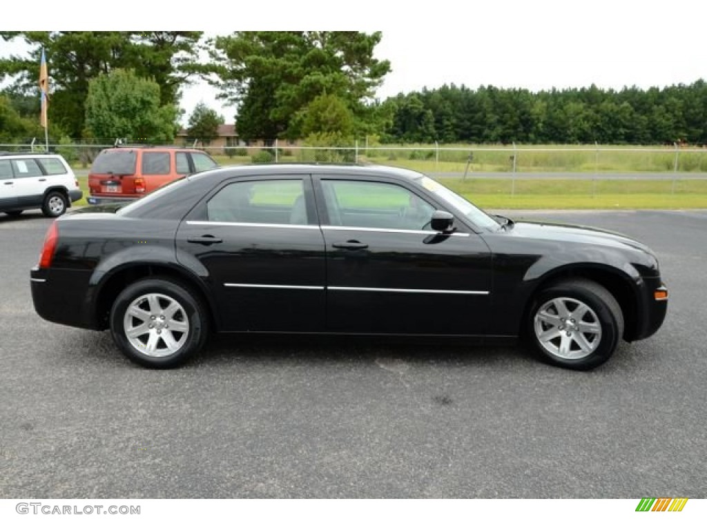 Brilliant Black 2007 Chrysler 300 Touring Exterior Photo #84287619