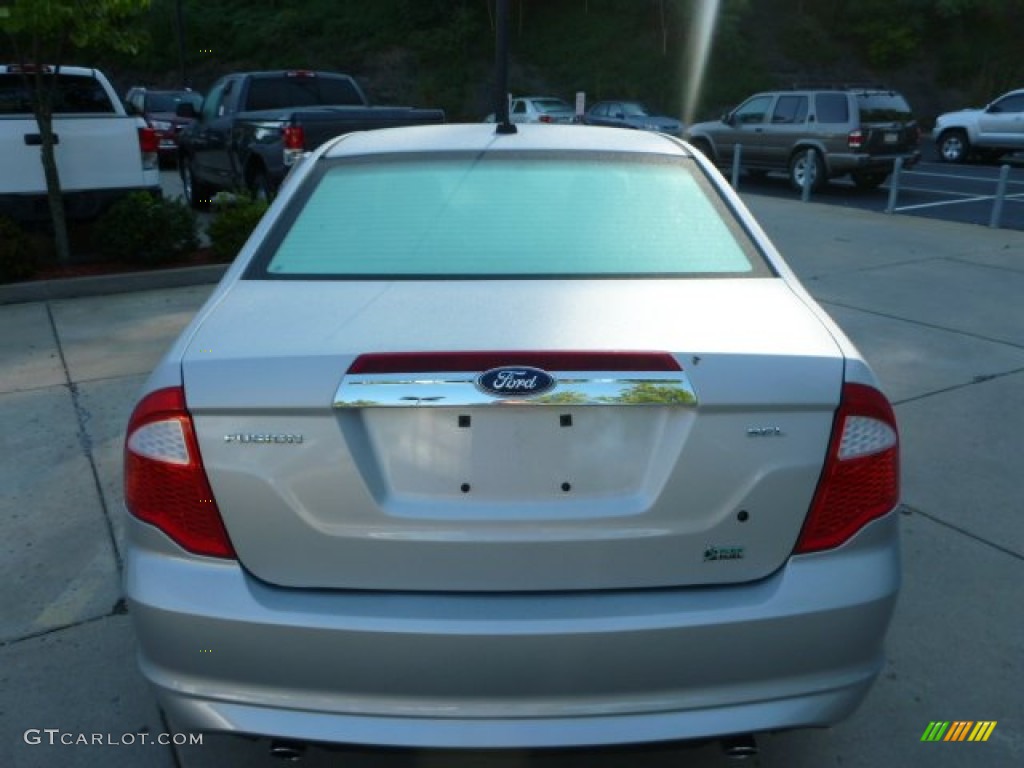 2010 Fusion SEL V6 - Brilliant Silver Metallic / Medium Light Stone photo #12