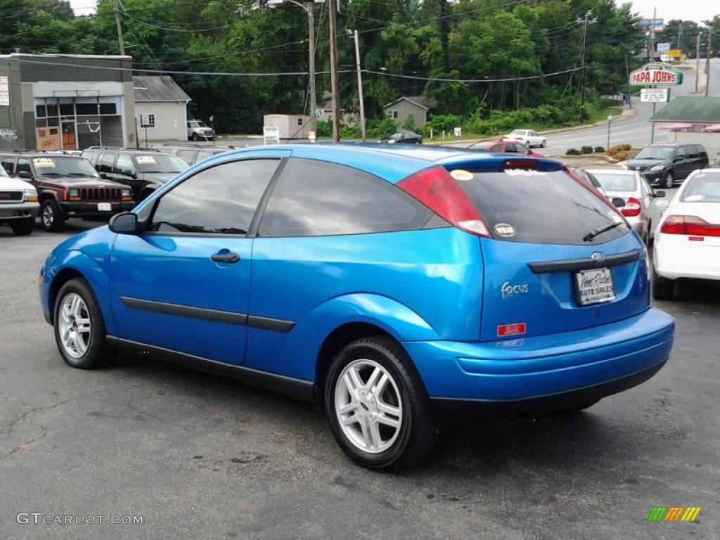 2000 Focus ZX3 Coupe - Light Sapphire Blue Metallic / Medium Graphite photo #6