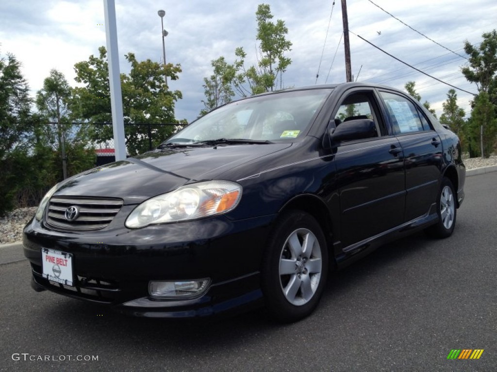 Black Toyota Corolla