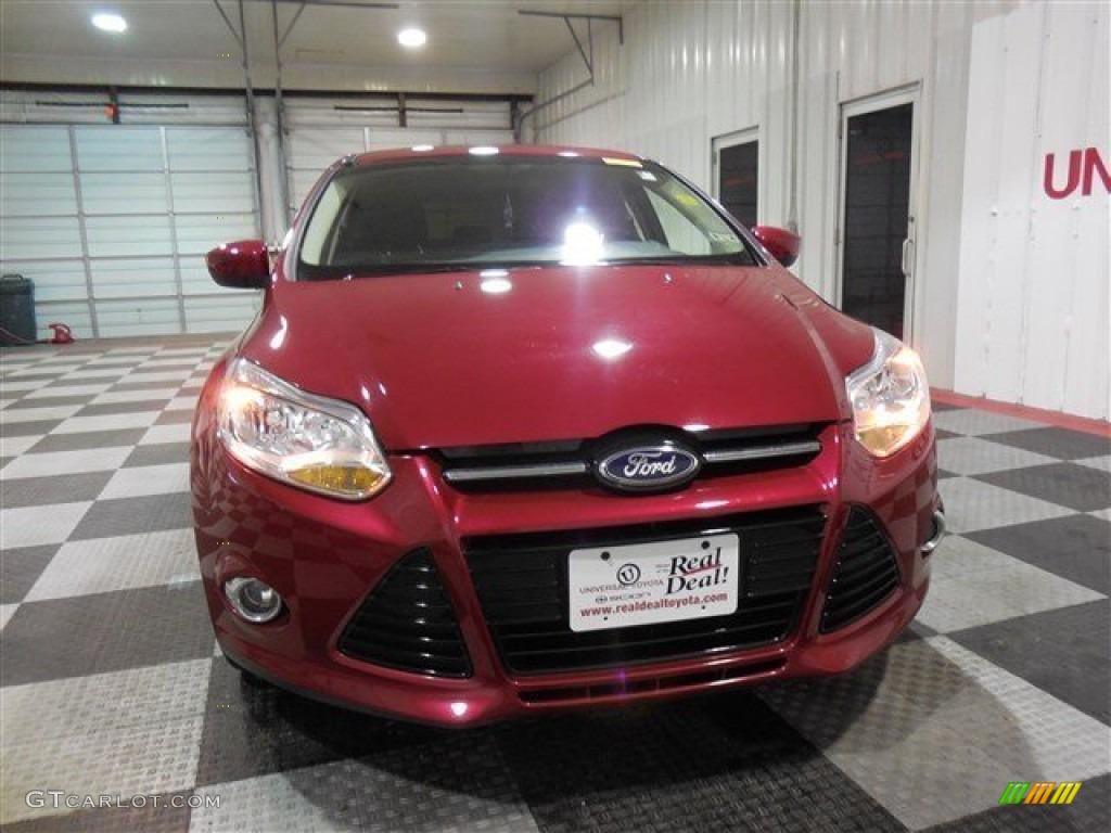 2012 Focus SE Sport 5-Door - Red Candy Metallic / Charcoal Black photo #2