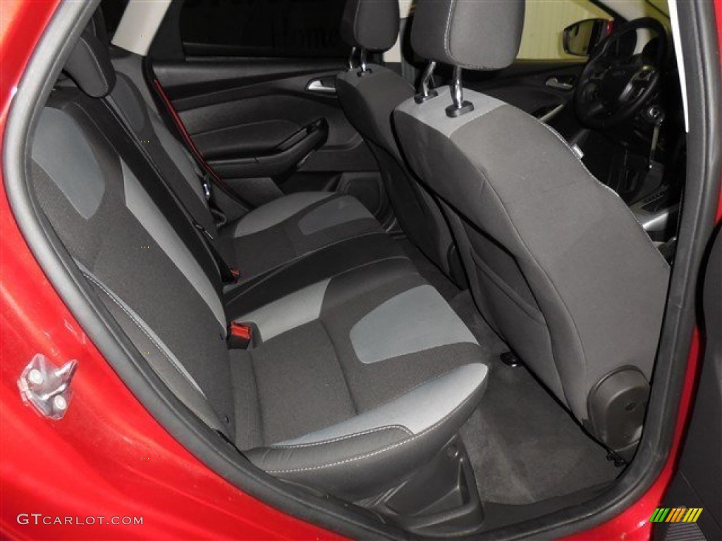 2012 Focus SE Sport 5-Door - Red Candy Metallic / Charcoal Black photo #19