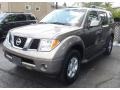 2005 Polished Pewter Nissan Pathfinder SE 4x4  photo #3