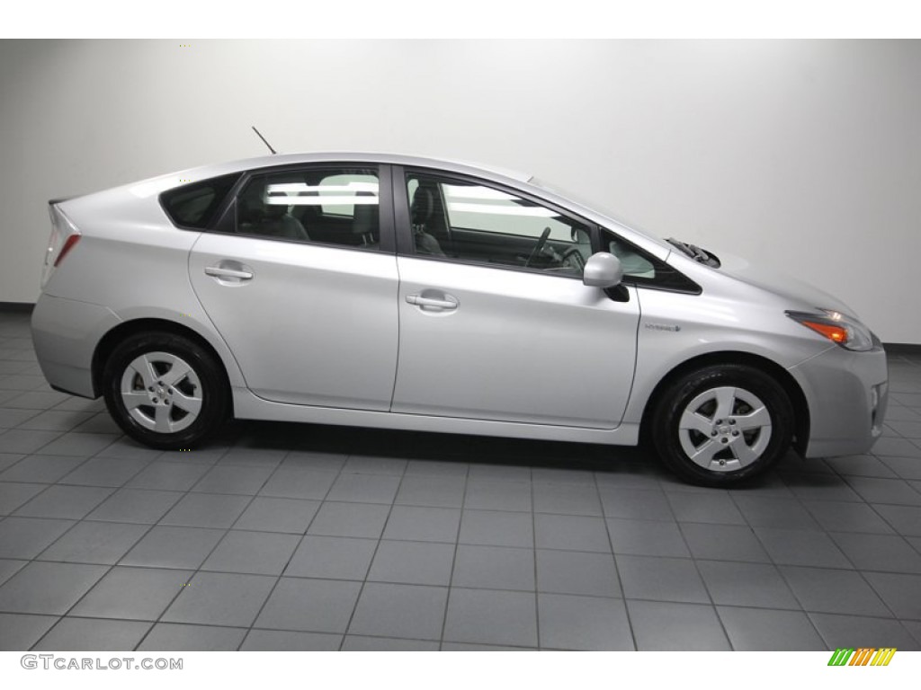 2010 Prius Hybrid III - Classic Silver Metallic / Misty Gray photo #7