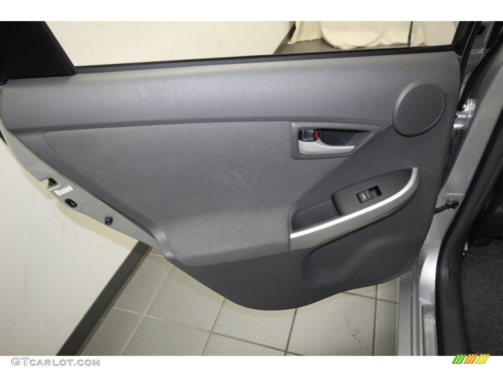 2010 Prius Hybrid III - Classic Silver Metallic / Misty Gray photo #28