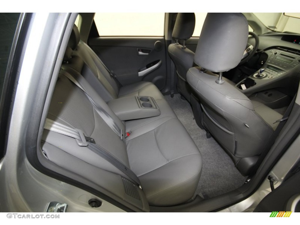 2010 Prius Hybrid III - Classic Silver Metallic / Misty Gray photo #33