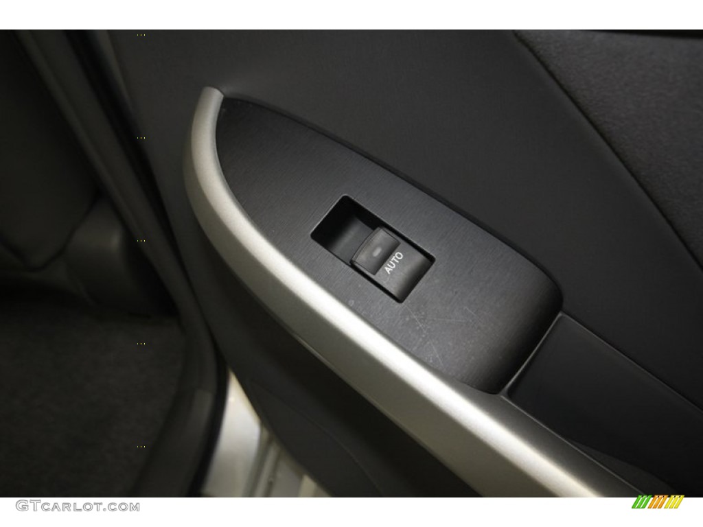 2010 Prius Hybrid III - Classic Silver Metallic / Misty Gray photo #35