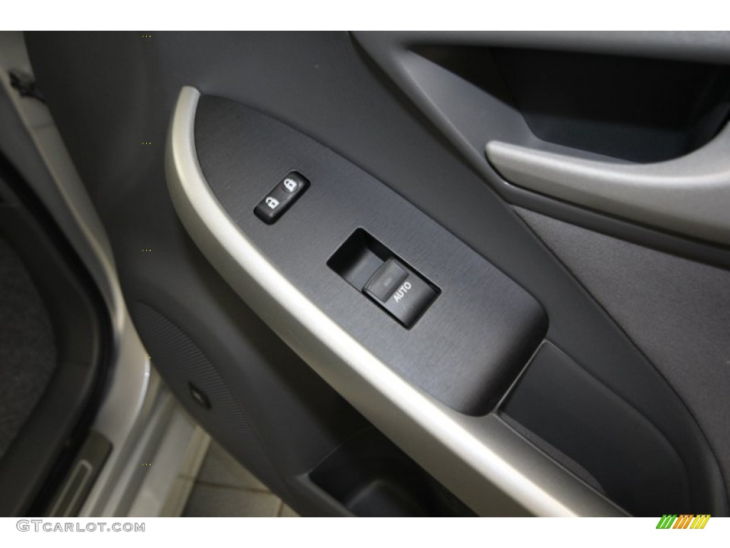 2010 Prius Hybrid III - Classic Silver Metallic / Misty Gray photo #40