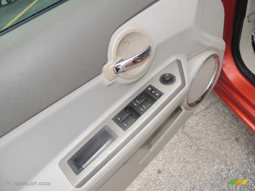 2008 Avenger SXT - Sunburst Orange Pearl / Dark Khaki/Light Graystone photo #13
