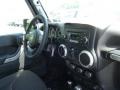 Black - Wrangler Unlimited Sahara 4x4 Photo No. 7