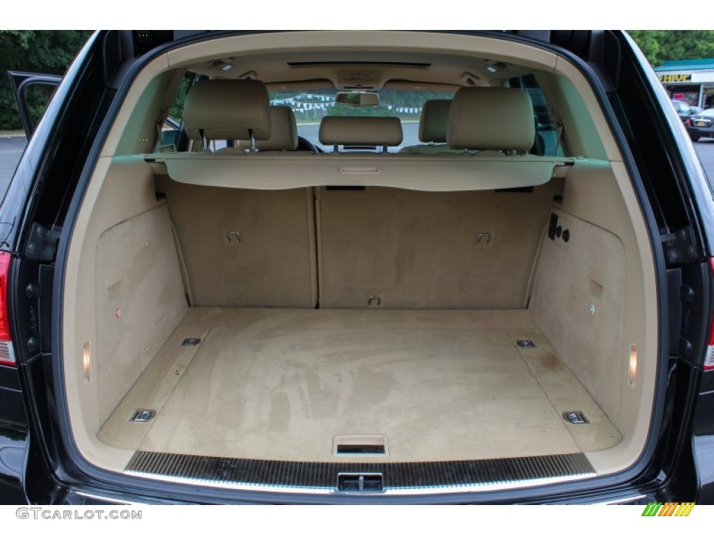 2006 Volkswagen Touareg V6 Trunk Photos