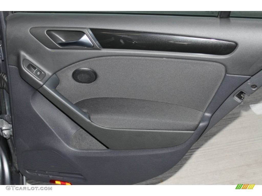 2011 GTI 4 Door - Carbon Steel Gray Metallic / Interlagos Plaid Cloth photo #36