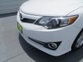 Super White - Camry SE Photo No. 12