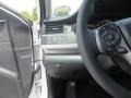 Super White - Camry SE Photo No. 30