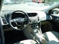 Frosted Glass Metallic - Focus SE 5-Door Photo No. 10