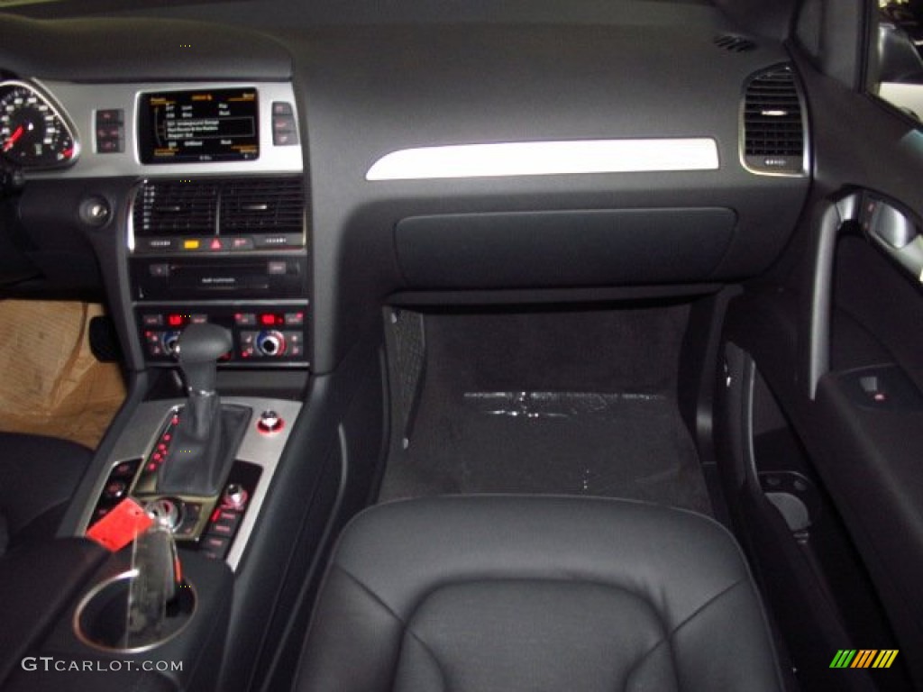 2014 Audi Q7 3.0 TFSI quattro S Line Package Black Dashboard Photo #84322713