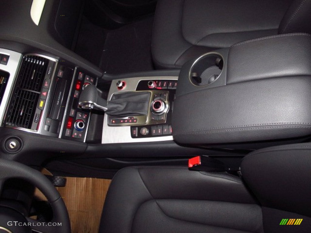 2014 Audi Q7 3.0 TFSI quattro S Line Package Controls Photo #84322830