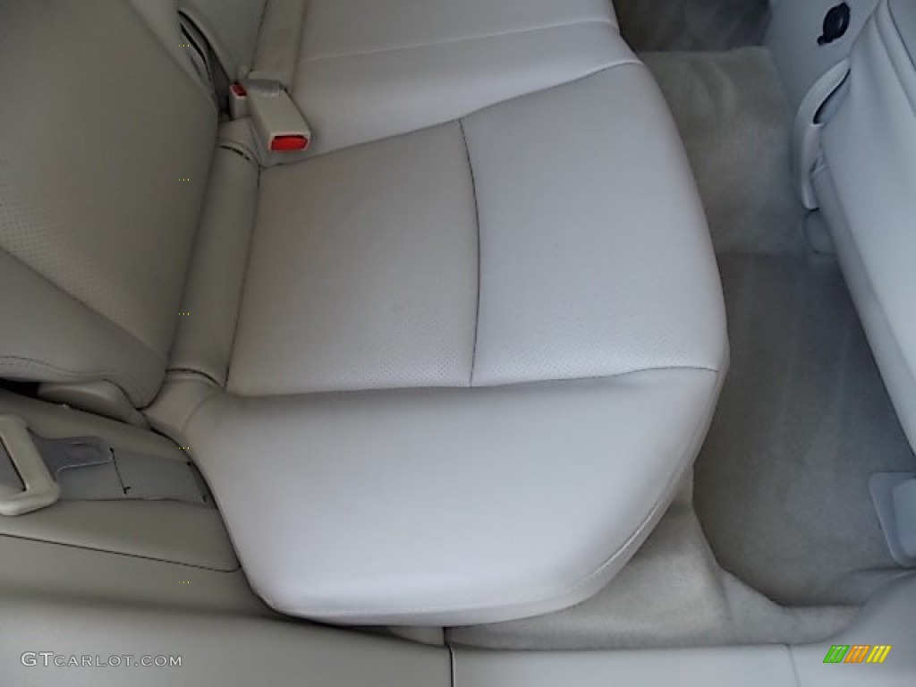 2003 FX 35 - Ivory Pearl White / Willow photo #26