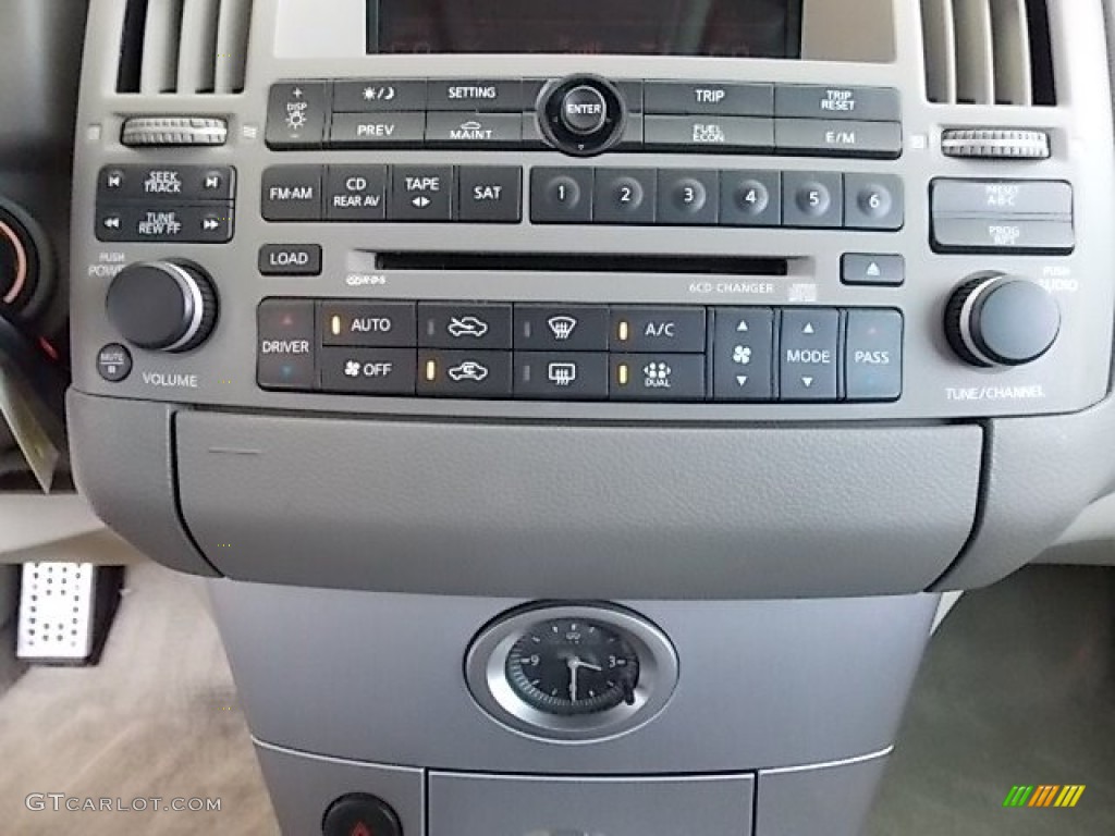 2003 FX 35 - Ivory Pearl White / Willow photo #46