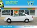 Crystal White 2004 Toyota Camry LE