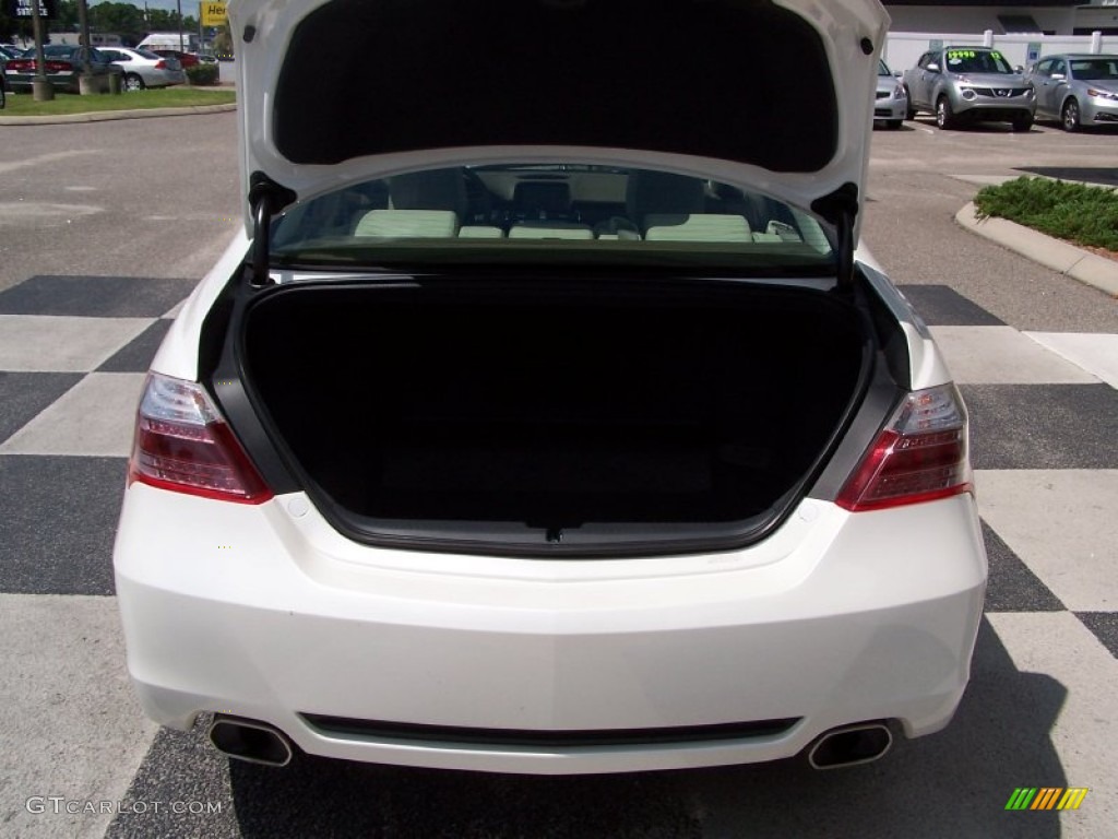 2011 RL SH-AWD - Alberta White Pearl / Taupe Leather photo #5