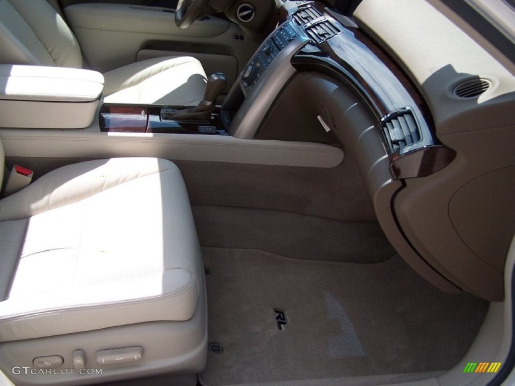 2011 RL SH-AWD - Alberta White Pearl / Taupe Leather photo #13
