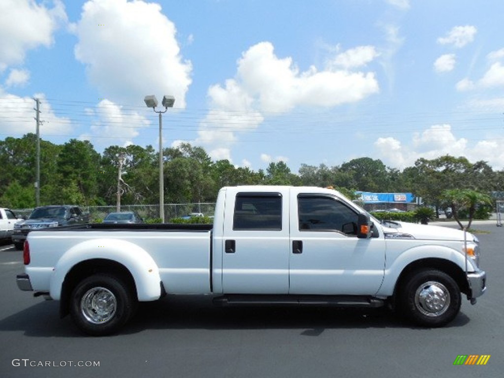 2012 F350 Super Duty XLT Crew Cab Dually - Oxford White / Steel photo #9