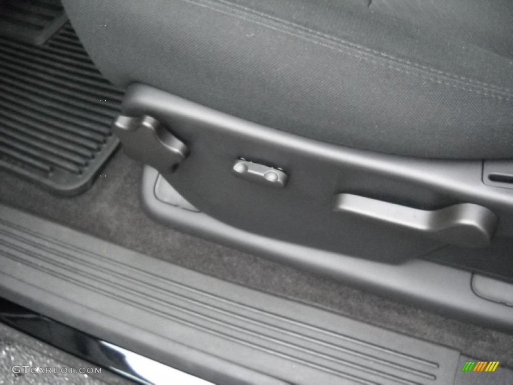 2013 Sierra 1500 SLE Crew Cab - Onyx Black / Ebony photo #11