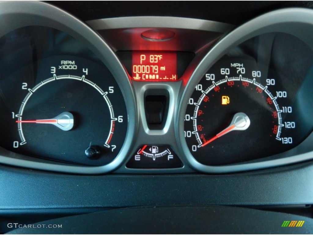 2013 Fiesta SE Hatchback - Ruby Red / Charcoal Black photo #9