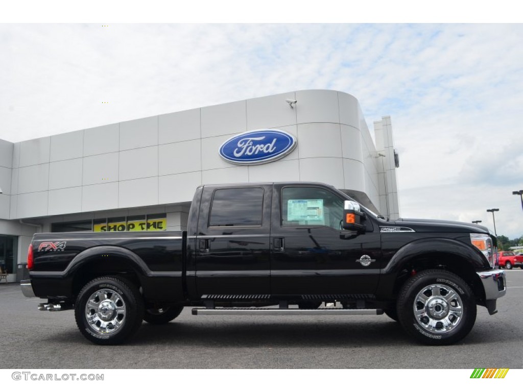 Tuxedo Black Metallic 2014 Ford F250 Super Duty Lariat Crew Cab 4x4 Exterior Photo #84341029