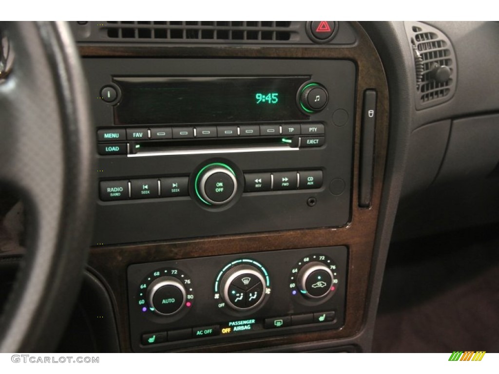 2006 Saab 9-5 2.3T Sedan Controls Photo #84341169