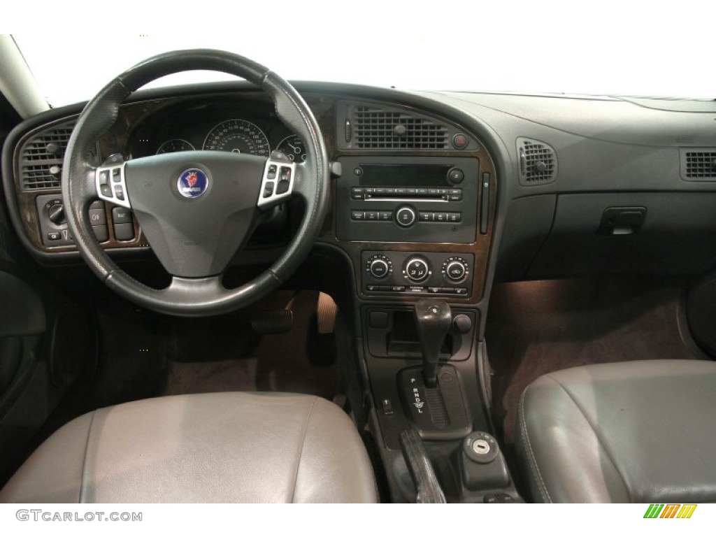 2006 Saab 9-5 2.3T Sedan Dashboard Photos