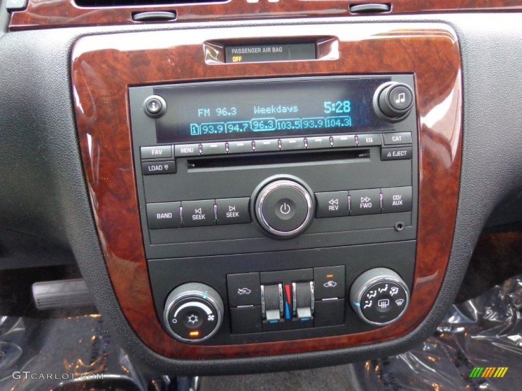 2009 Impala LT - Dark Silver Metallic / Ebony photo #20